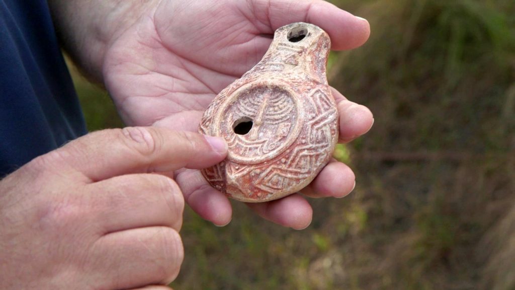 For Chanukah: Israel Antiquities Authority Unveils a Rare Clay Oil Lamp