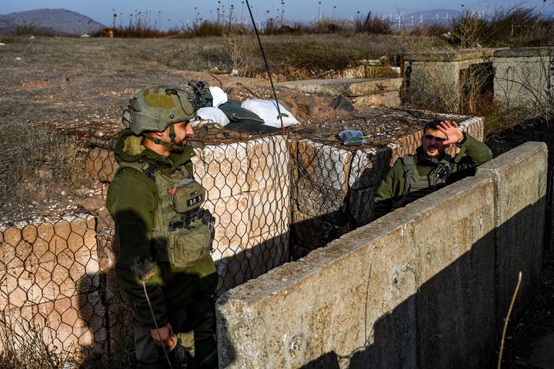 Report: Hezbollah Operatives Delivered Weapons to the IDF