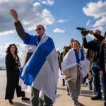 Hostage Survivor Ohad Ben Ami Puts on Tefillin: “My Faith in God Saved Me”