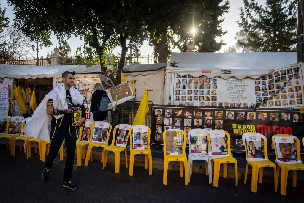 Breakthrough in Hostage Deal Timeline: Releases to be Accelerated and Split into 4 Phases