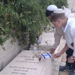 A Nation Remembers: Tens of Thousands of Young Israelis Light Candles for the Fallen