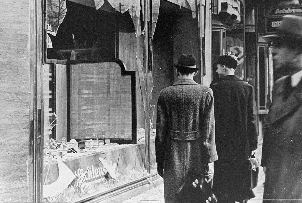 “I Want to Live”: The Jewish Woman Who Hid in the Heart of Nazi Germany