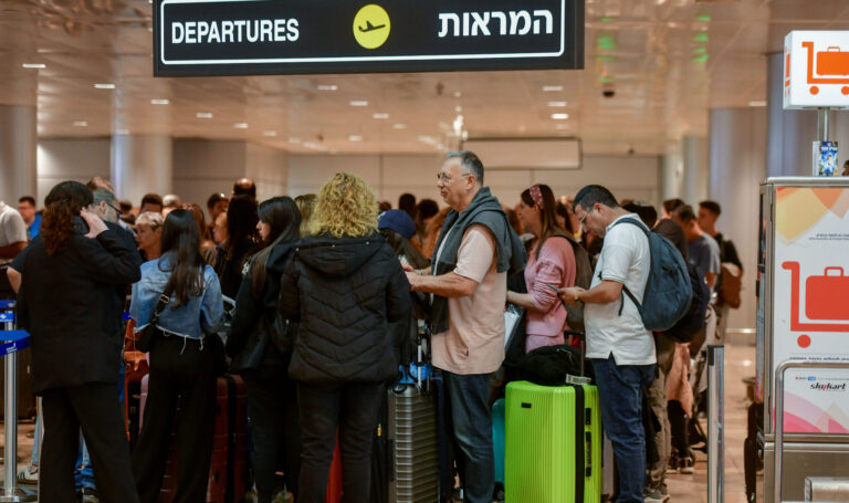 Airports Authority issues tips as Passover travel peaks