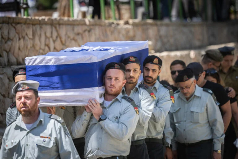 “Fought Bravely”: Captain Ido Wallach z”l Laid to Rest in Jerusalem