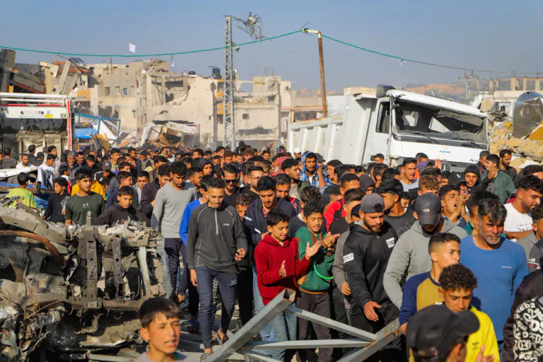 Gateways Open as Hundreds Depart Gaza for a New Future