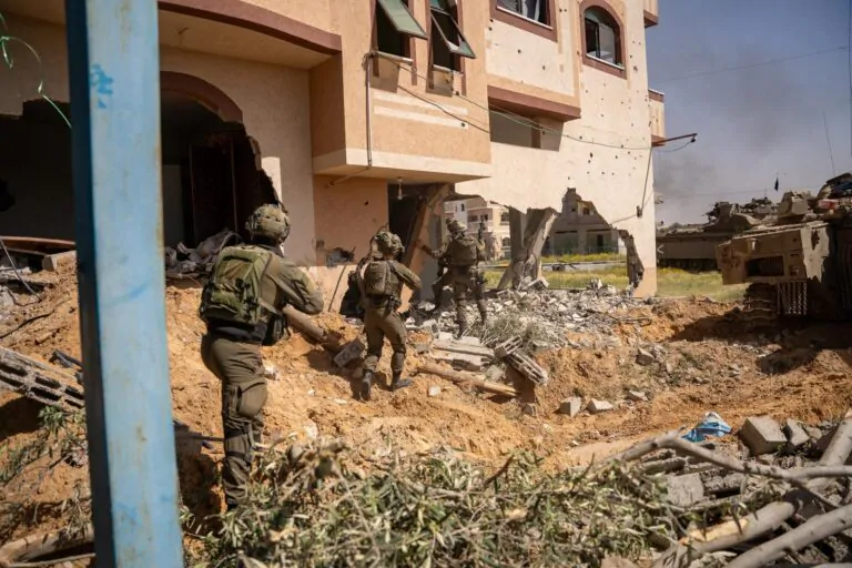 Gaza Offensive Deepens with Arrival of Nahal and Golani Brigades