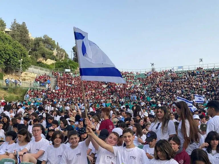 Jerusalem Welcomes 15,000 Students in a Day of Unity and Remembrance
