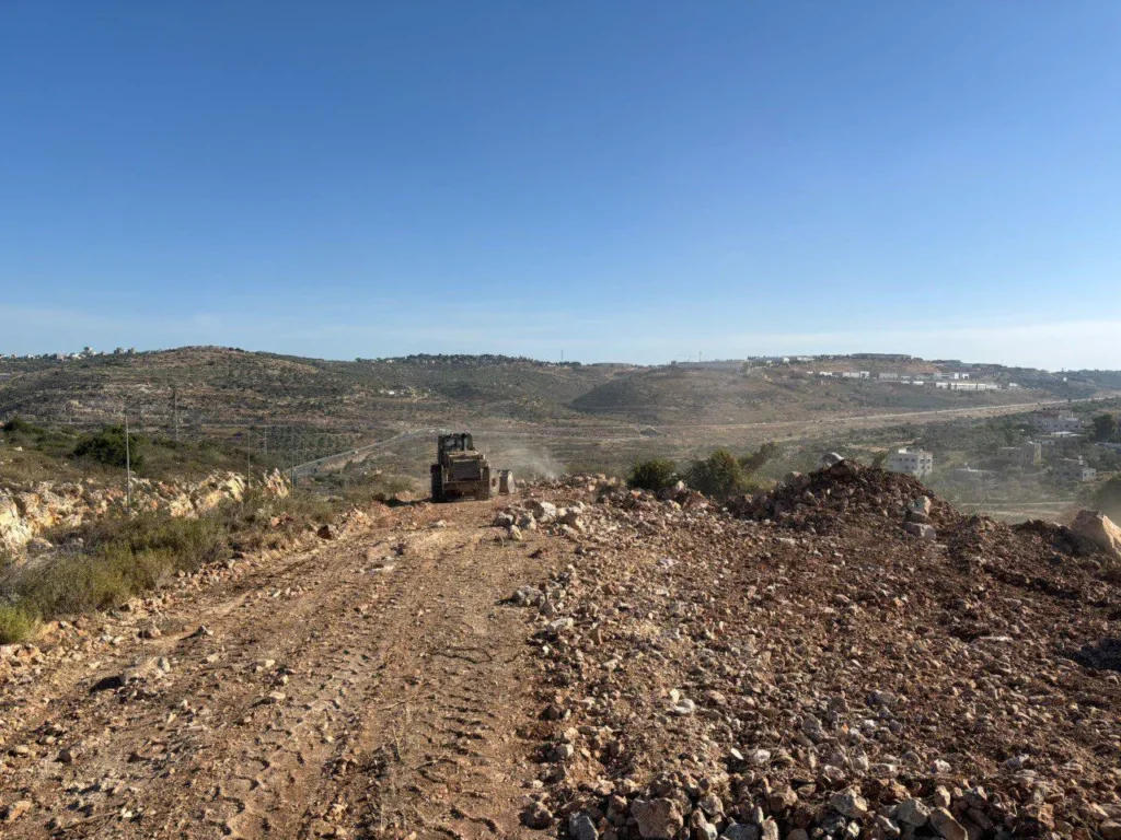 Search for Terrorist Continues, Engineering Forces Clear Terrain