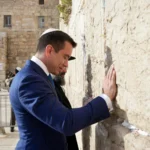 President of Ecuador Prays at the Western Wall and Declares, “We Stand with Israel”