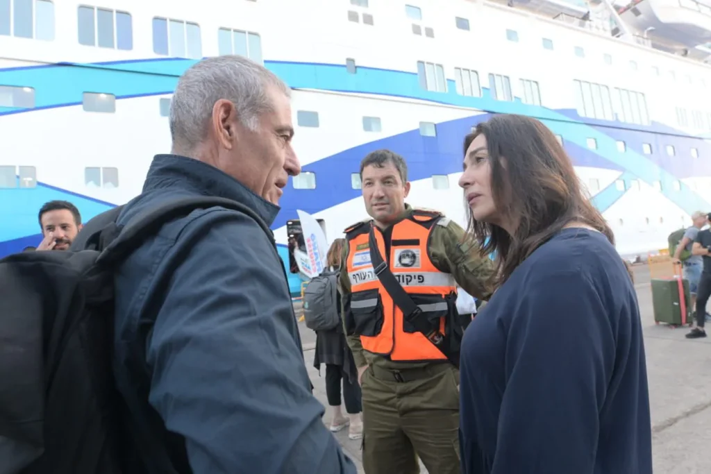 2,000 Israelis Return Home as IDF Continues to Hammer Iranian Military Targets