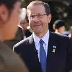בניסיון לגשר: המסר של הנשיא הרצוג בעניין מתווה החטופים