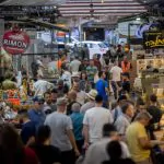 מהשוק לבסיס: התופעה סביב מענדל ראטה במחנה יהודה