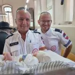 מרגש: צוות מד"א בירושלים יילדו תינוק והגיעו לשמוח בברית המילה