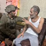 רגעי החזרה: תיעוד, פרחאן קאדי חולץ מרצועת עזה על ידי לוחמי צה״ל