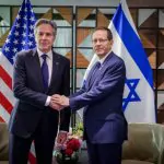 בלינקן נועד עם הנשיא: "זהו רגע מכריע להשבת החטופים"