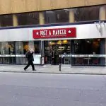 מחאה בלונדון: תומכי ישראל מתנגדים להחלטת Pret A Manger לבטל פתיחת סניפים בישראל