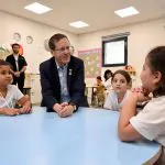 הרצוג: "המלחמה לא תמה, אך פתיחת שנת הלימודים היא ניצחון"