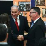 ההסכם מתגבש בין נתניהו לסער