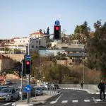 הרמזור – יותר מסתם אור צבעוני: כיצד משפיע הרמזור על חיי היומיום שלנו