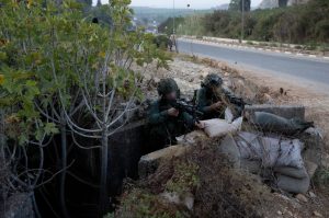 צה"ל מעמיק תקיפות בלבנון, אזהרות לתושבי דרום לבנון