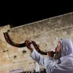 התכוננות לצום יום כיפור: טיפים לצום קל ובריא