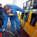 מחירי הדלק ממשיכים לרדת: תחכו למוצאי שבת בשביל לתדלק