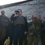שר הביטחון בגבול הצפון: "לא יהיה יותר פטור למדינת לבנון"