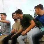 הזמר הצעיר חושף שיר חדש ומרגש: "חברים כמו משפחה"