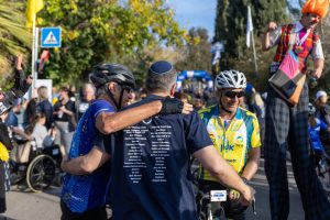 דווקא עכשיו: אמון, ערבות הדדית ותקווה