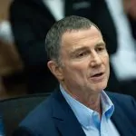הח"כ הדתי שהודיע במפתיע על התמודדתו לראשות ועדת חוץ וביטחון
