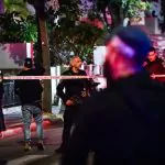 פיגוע בתל אביב: 4 פצועים פונו לבית החולים איכילוב – המחבל חוסל