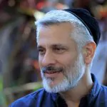 אביתר בנאי מתגעגע: "חץ של זיכרון מתוק"