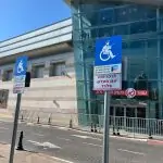 שלטי נכים עוצבו מחדש בידי לוחם שנפצע קשה בלחימה בעזה