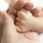 זוג מנצח: כוכב הילדים ואושיית הרשת הפכו להורים בשעה טובה