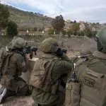 איך חיילים מתמודדים עם כאב הנפילה של חבריהם במהלך המלחמה?