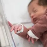 בדקו אם אתם זכאים: החוק החדש יאריך את חופשת הלידה בחמישה שבועות נוספים