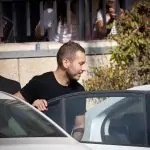 ההחלטה של אבנר נתניהו לחתונה – והתמיכה של יאיר לפיד