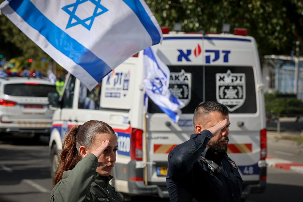 תמונות אחדות