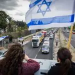 היום הקשה בתמונות: מחבקים, מצדיעים ומצפים לטוב