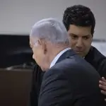 למרות ביקור מיליי: הפרקליטות דוחה את בקשת נתניהו לביטול עדותו