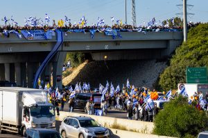 שירי, אריאל וכפיר הובאו למנוחות בבית העלמין בצוחר: "כולם לצידי אבל לא את"