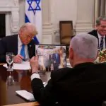 נתניהו בחר שלא להתייחס לקריאת החנינה של טראמפ אך ביקש דחייה