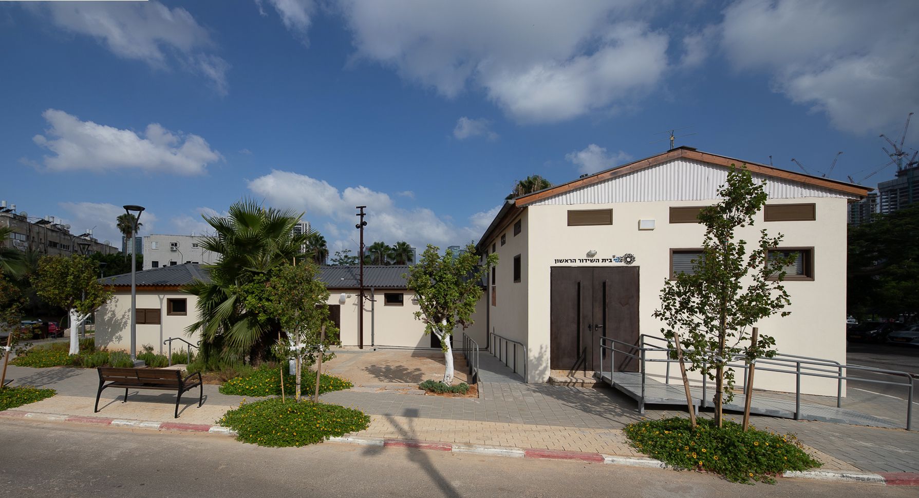 שחזור תחנת השידור הראשון