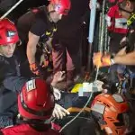 בין שמיים וארץ: לוחמי האש חילצו אדם שנפל מגובה 10 מטרים