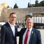 מוושינגטון לירושלים: חברי קונגרס התפללו בכותל