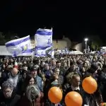 בישראל נערכים לאפשרות של עסקה | טראמפ הודיע: "אולי אגיע למזרח התיכון בימים הקרובים"