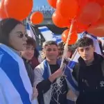 אושיות רשת במסע ההלוויה של משפחת ביבס: "אי אפשר לנצח אותנו"