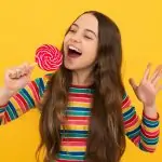 אוכלים סוכריות על מקל? עליכם לבדוק אם המוצר ברשימת ההחזרה