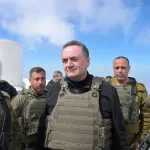שר הביטחון ביקר בשיא החרמון: "להגן על תושבי הגולן והגליל"