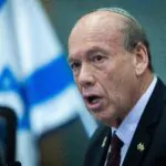 דו"ח מבקר המדינה מסביר איך נולדים "מאכערים" – ומה צריך לקרות כדי לעצור את זה